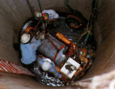 Place the main unit in the launching shaft, and set the pilot tube & back-up pipe to main unit.